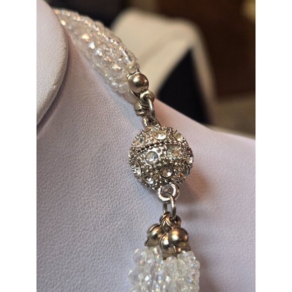 1960s glass beaded nine strands necklace with rhinestone encrusted ball fastener - Picture 5 of 6